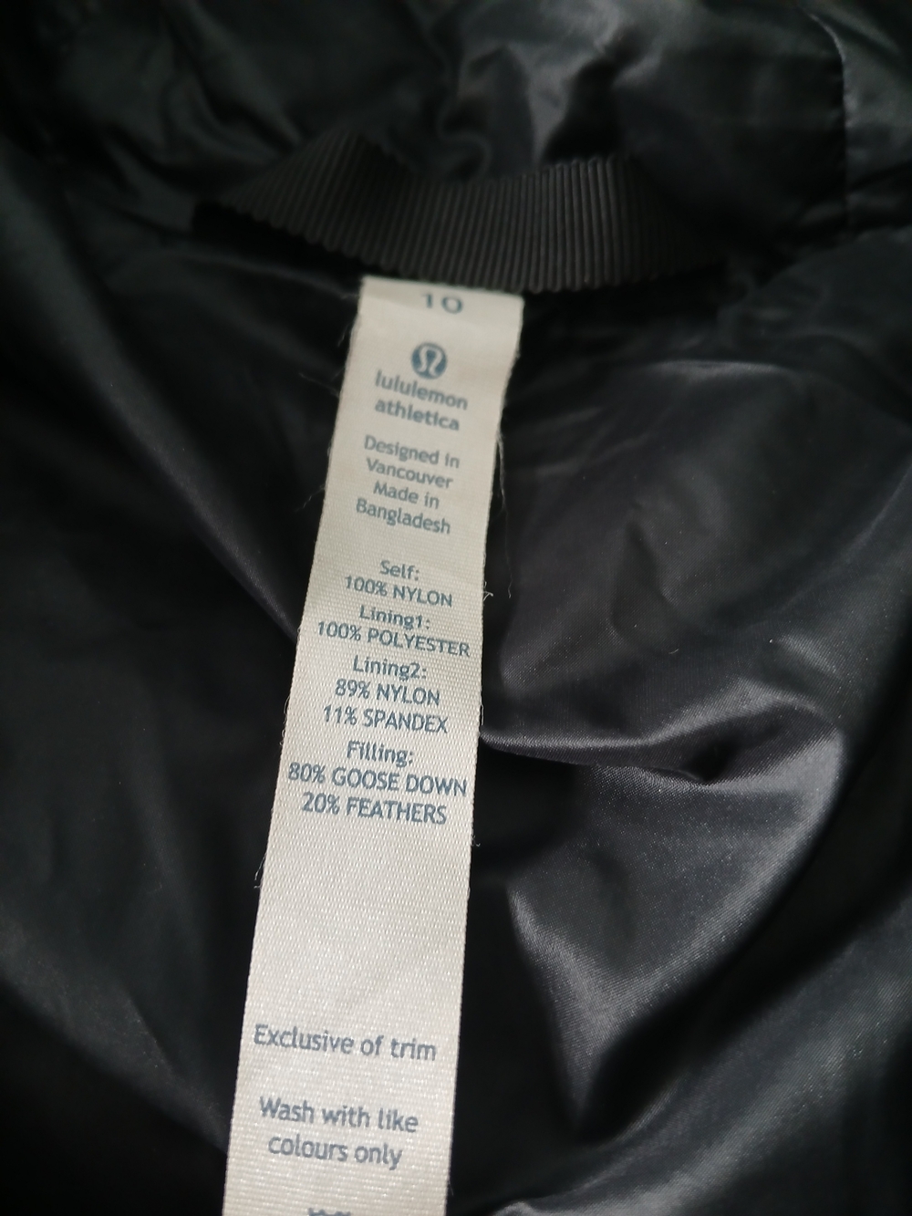 Women’s Quilted Hooded Puffer Coat - Black LULULEMON SIZE 10 GREAT CONDITION - Picture 3 of 9
